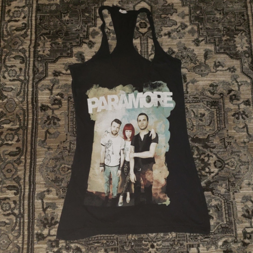 Paramore tee